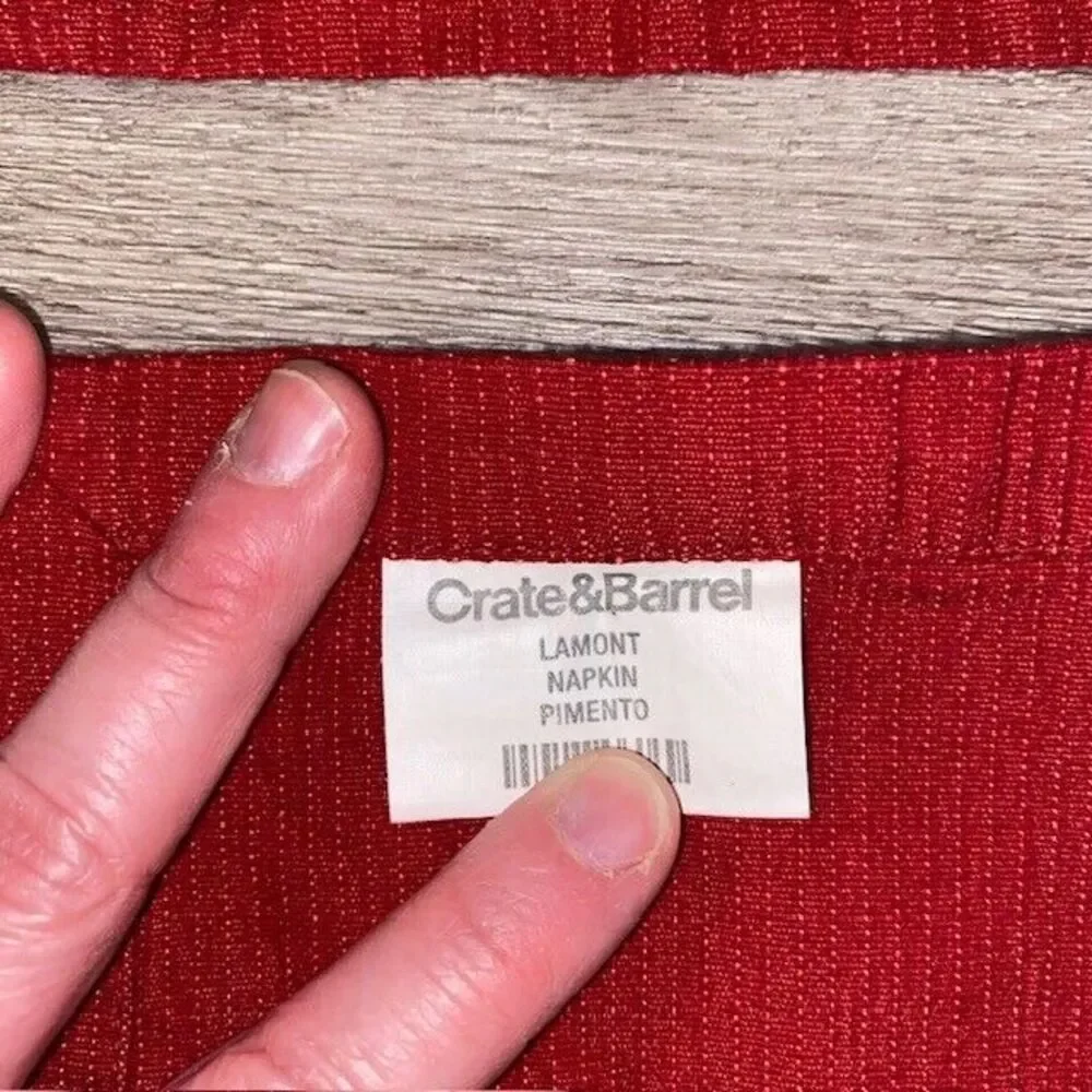 Crate & Barrel Set of 4 Lamont Napkins Pimiento 19 x 20 inch